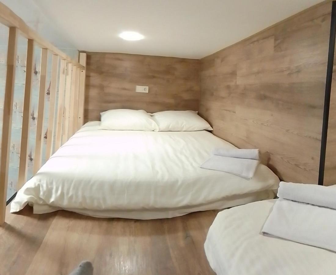 Hostel Voyage Kijev Kültér fotó